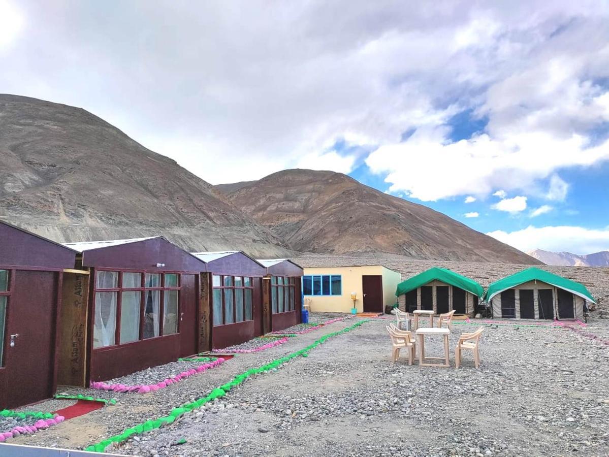Spangmik Pangong Delight Camps And Cottages מראה חיצוני תמונה