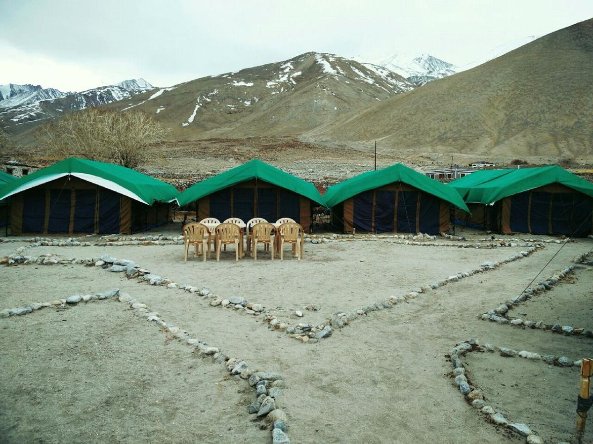 Spangmik Pangong Delight Camps And Cottages מראה חיצוני תמונה