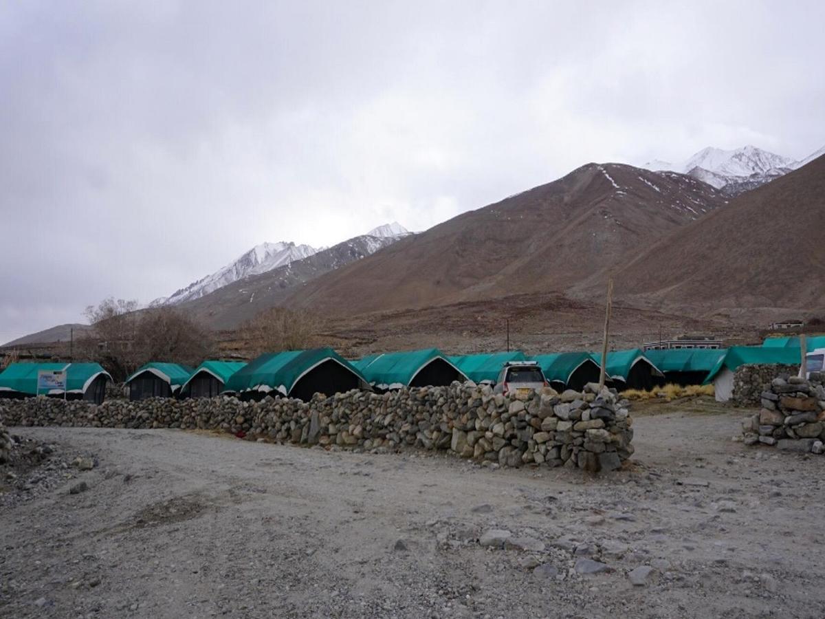 Spangmik Pangong Delight Camps And Cottages מראה חיצוני תמונה